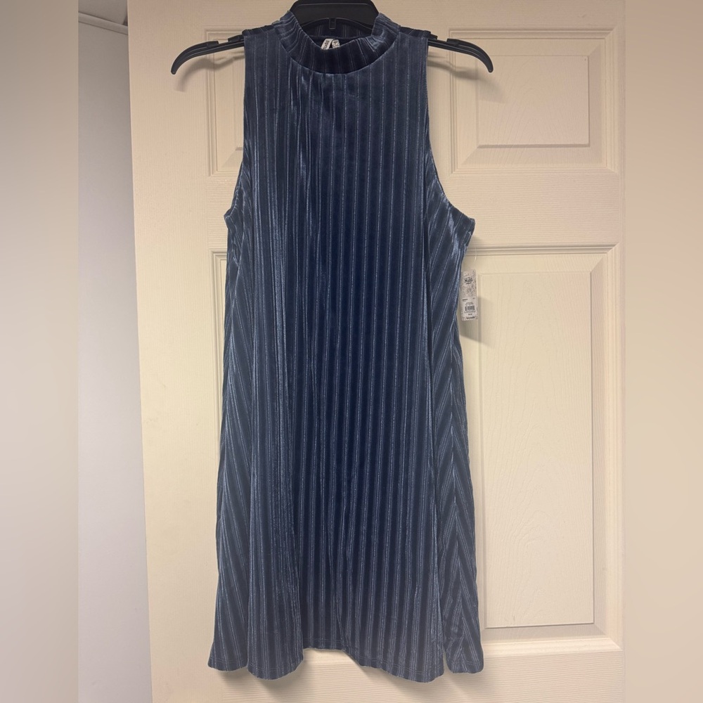 Mudd Navy Velvet Midi Dress